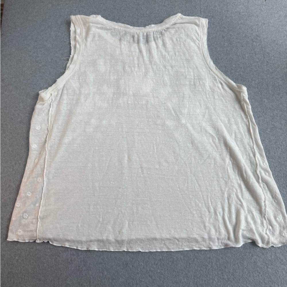 Sundance White Floral Embroidered Tank - Picture 6 of 6